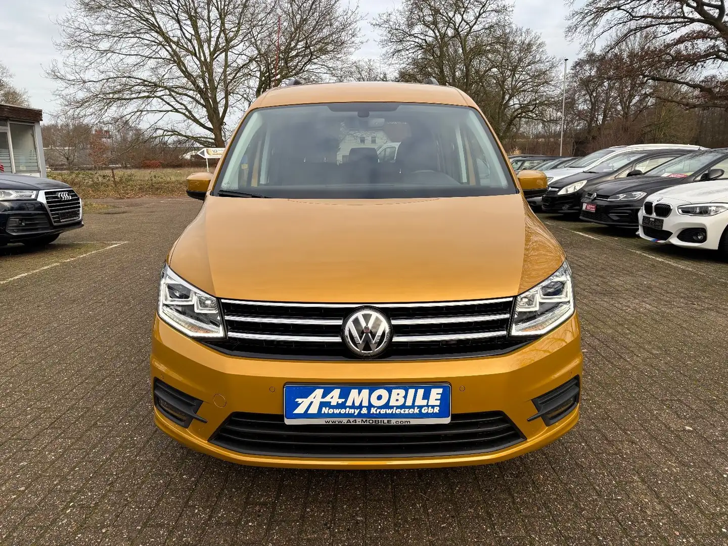 Volkswagen Caddy Comfortline BMT 2.0 TDI Bi-Xenon SHZ AHK Gelb - 2