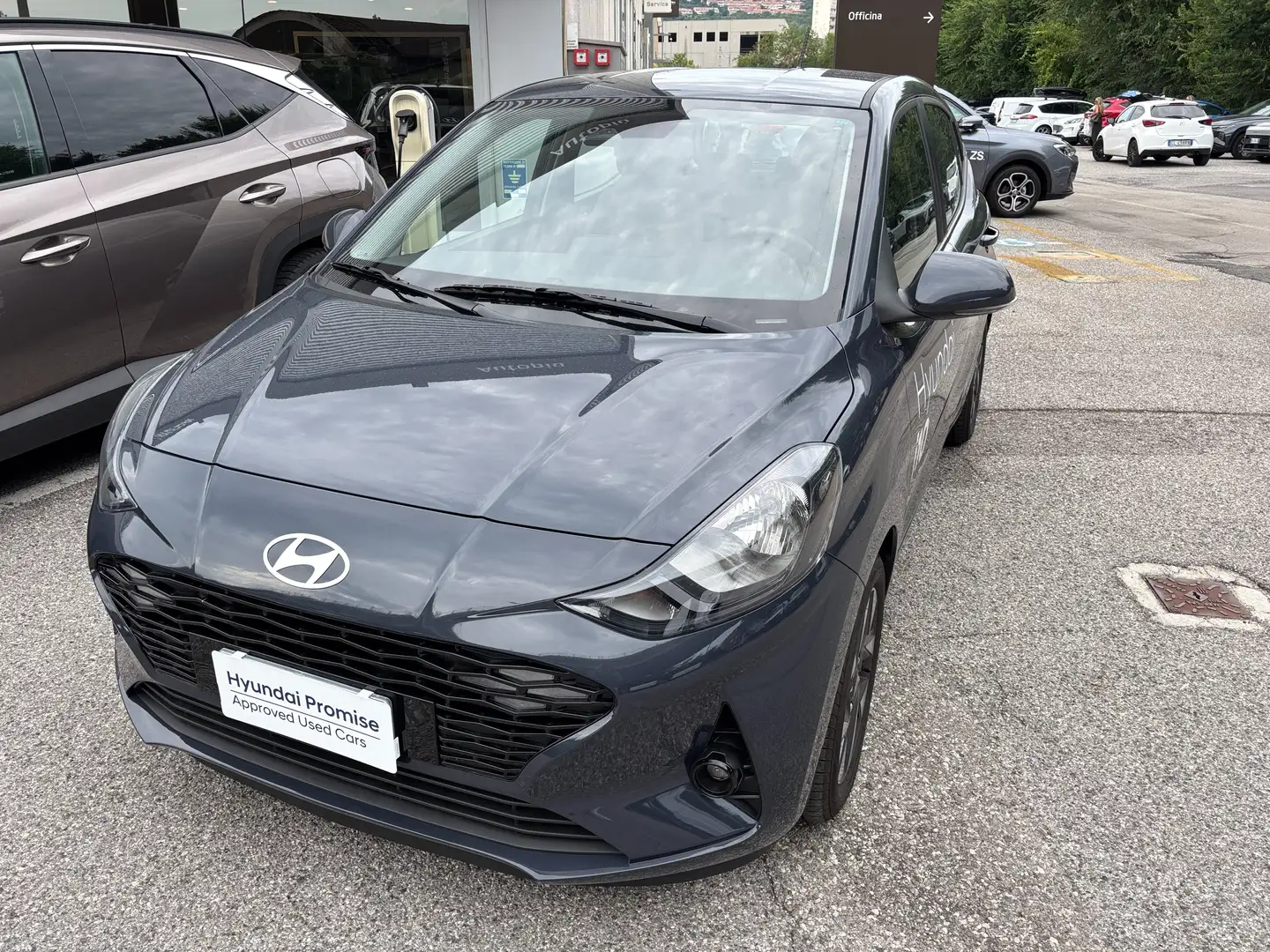 Hyundai i10 1.0 bnz 63 cv Connectline Grigio - 1