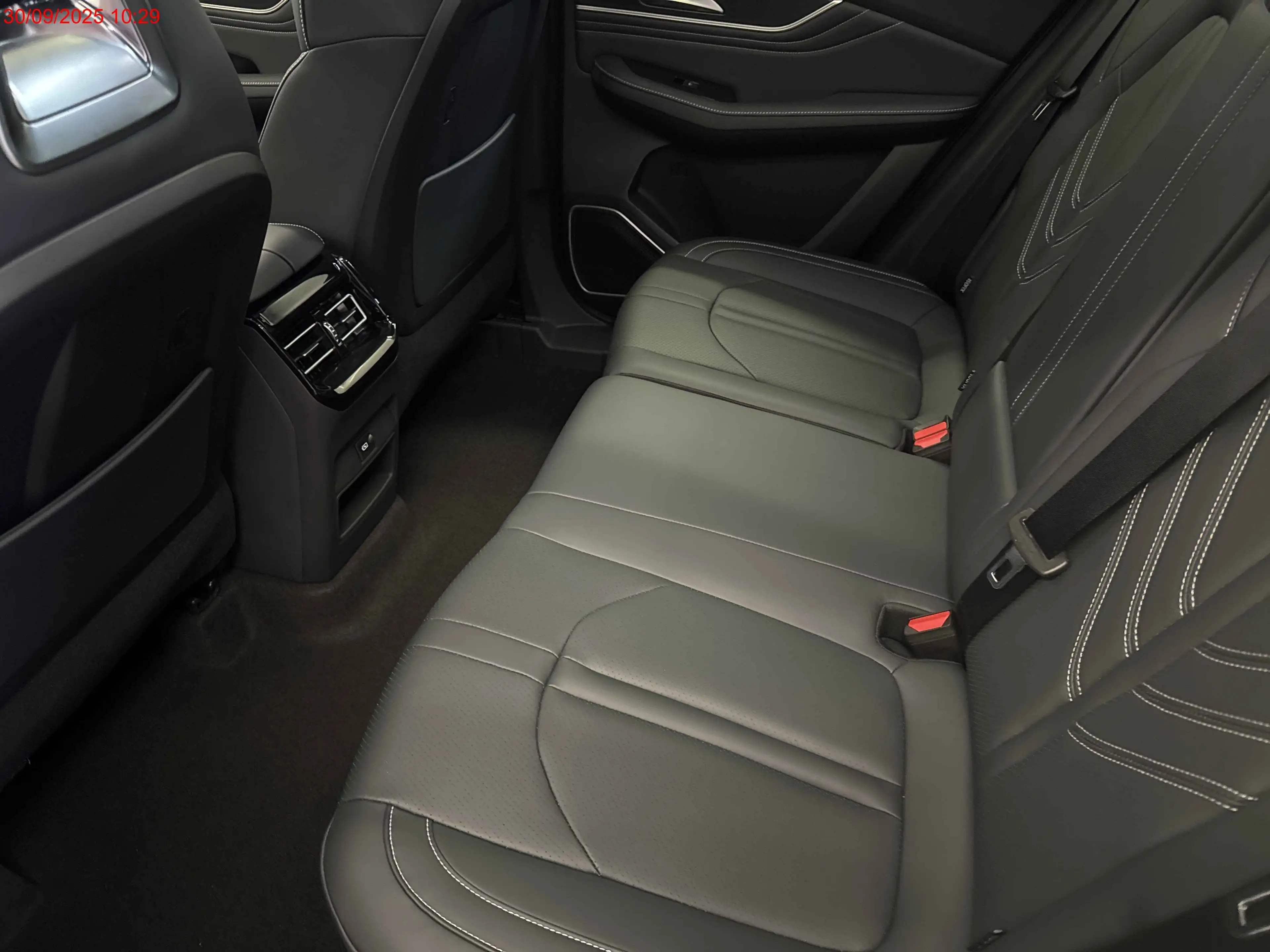 Forthing FORTHING EVO 5 — photo 13