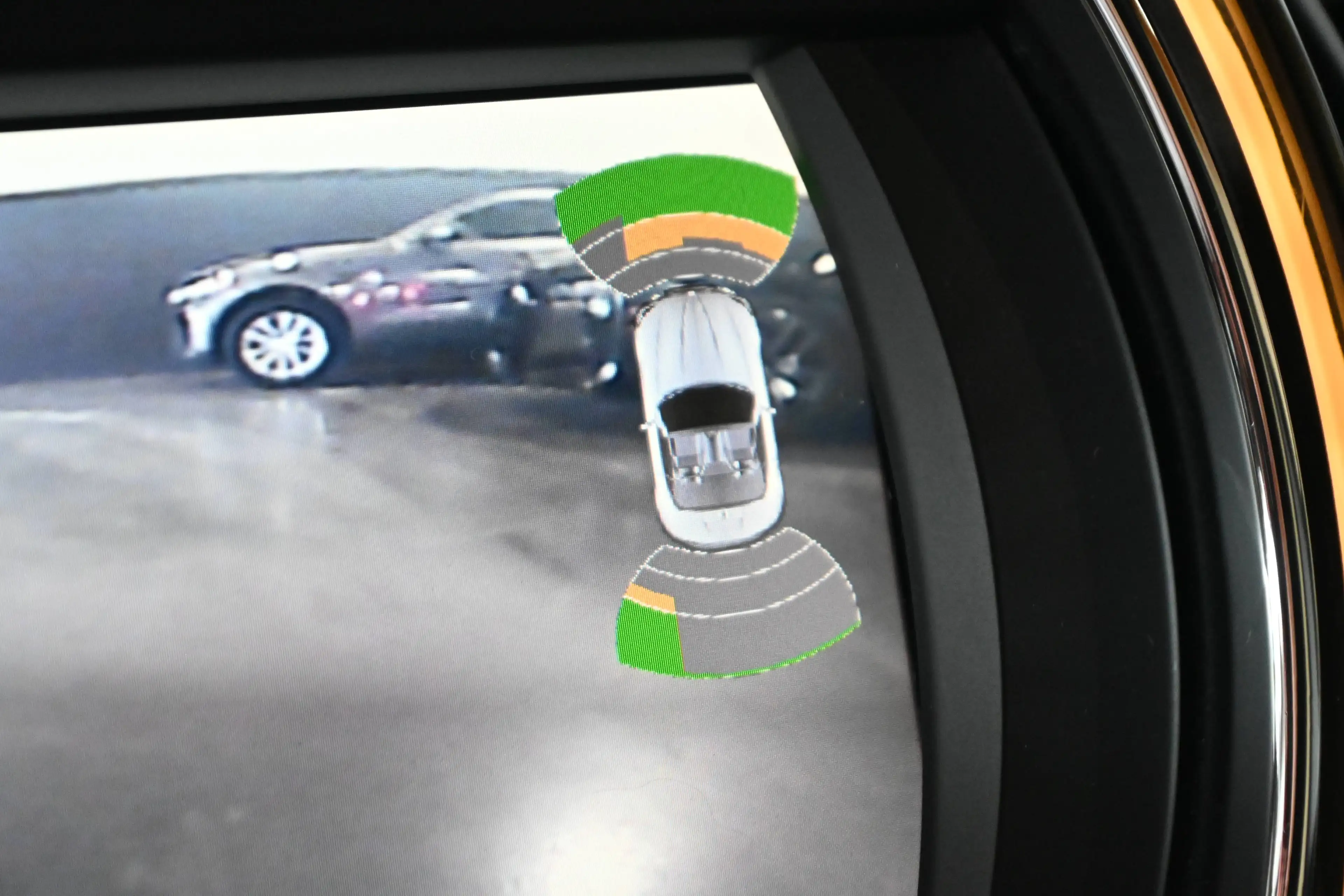 MINI Cooper Clubman 1.5i A Cooper CLUBMAN / CAMERA / GPS NAVIGATION / LEDS / CRUISE / PDC / JANTES NOIRES !! — photo 15