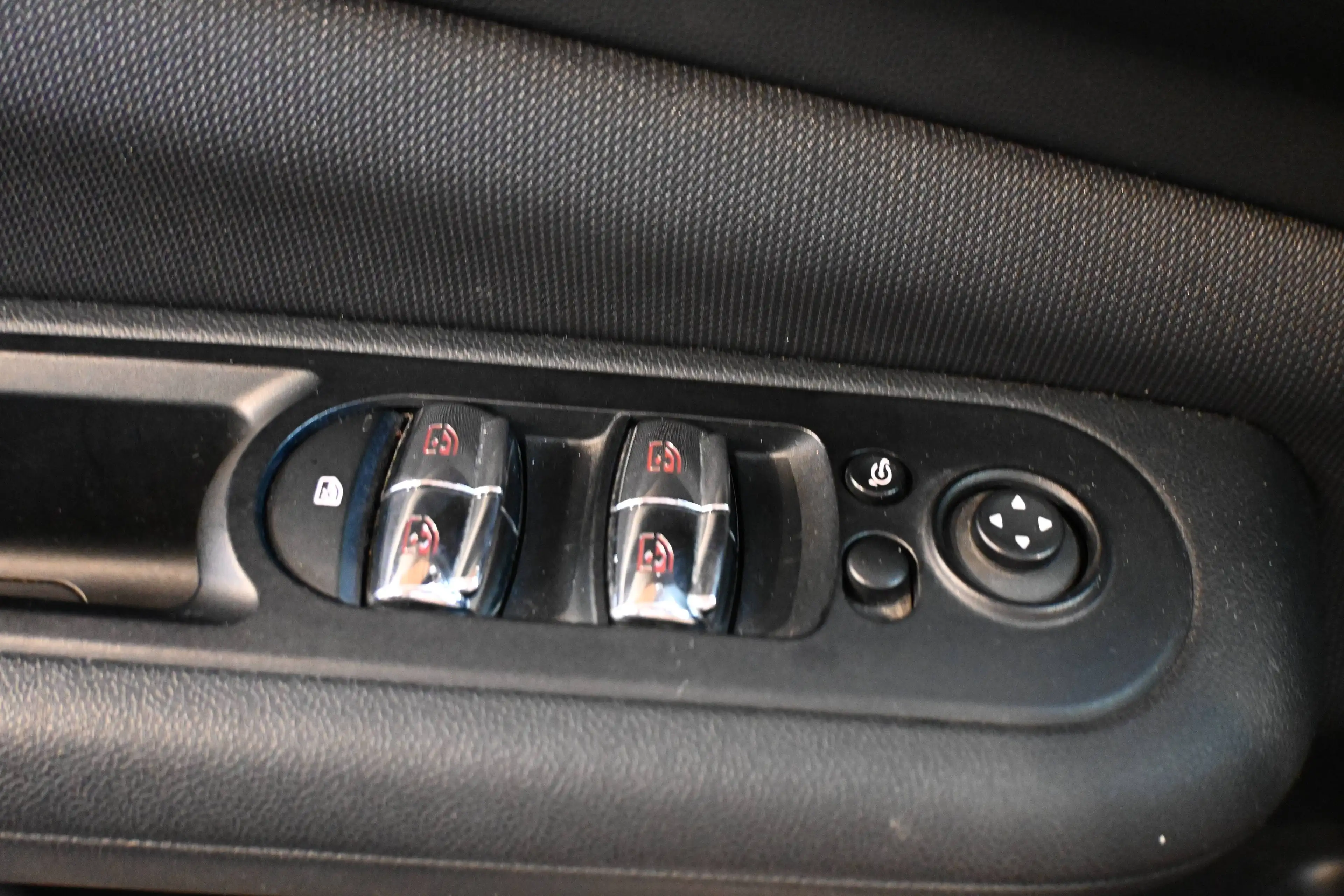MINI Cooper Clubman 1.5i A Cooper CLUBMAN / CAMERA / GPS NAVIGATION / LEDS / CRUISE / PDC / JANTES NOIRES !! — photo 9