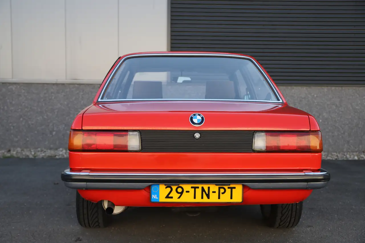 BMW 316 3-serie E21 /Automaat /1981/Hennarood /15"/Belasti, foto 8