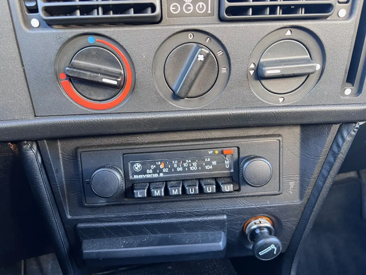 BMW 316 3-serie E21 /Automaat /1981/Hennarood /15"/Belasti, foto 5