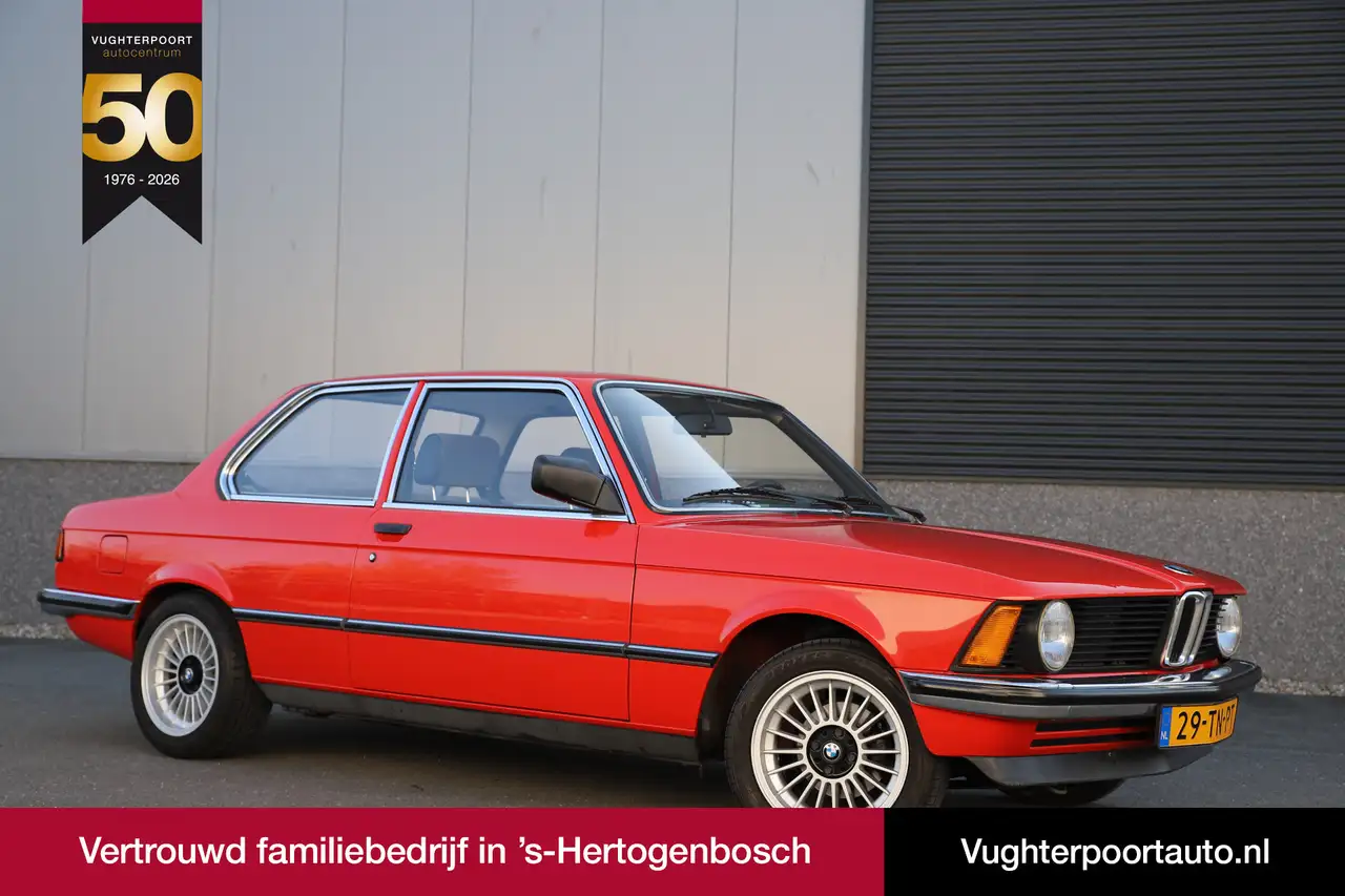 BMW 316 3-serie E21 /Automaat /1981/Hennarood /15"/Belasti, foto 1