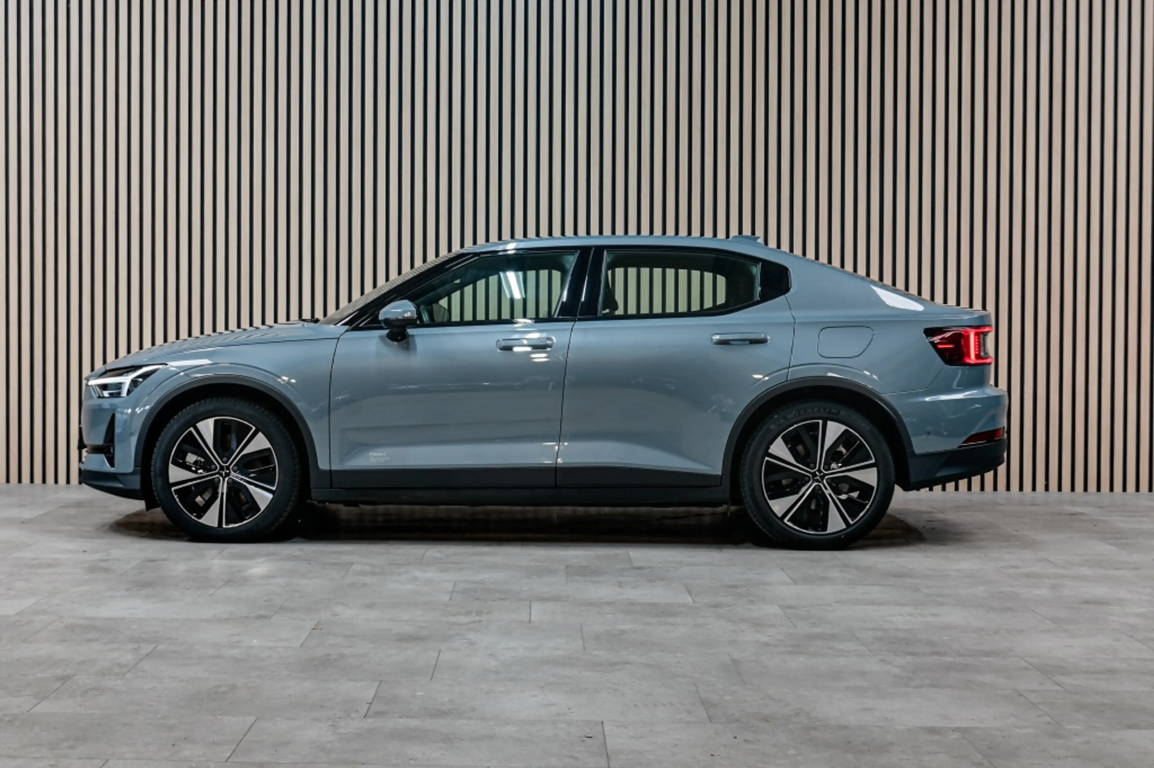 Polestar 2 Long Range Single Motor | SOH 92,95% | PILOT LITE — photo 2