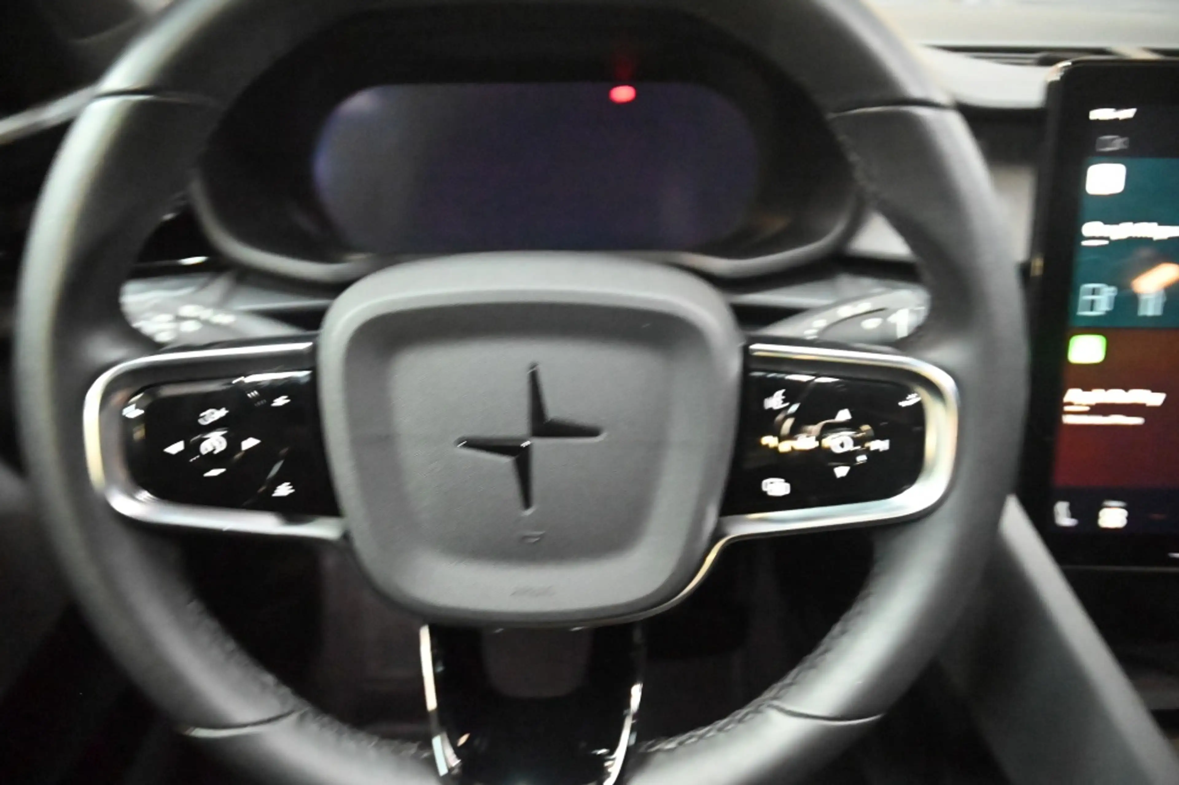 Polestar 2 Long Range Single Motor | SOH 92,95% | PILOT LITE — photo 10