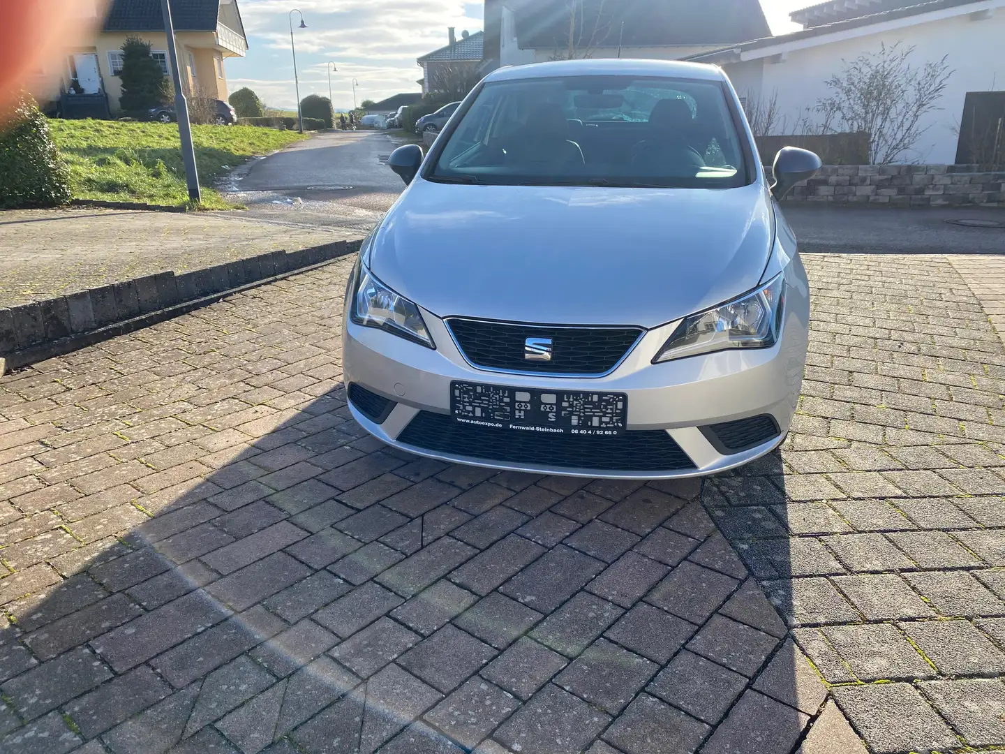 SEAT Ibiza Connect,Klimaautomatik,Teilleder,Euro6,1,4TDI,90Ps Grau - 2