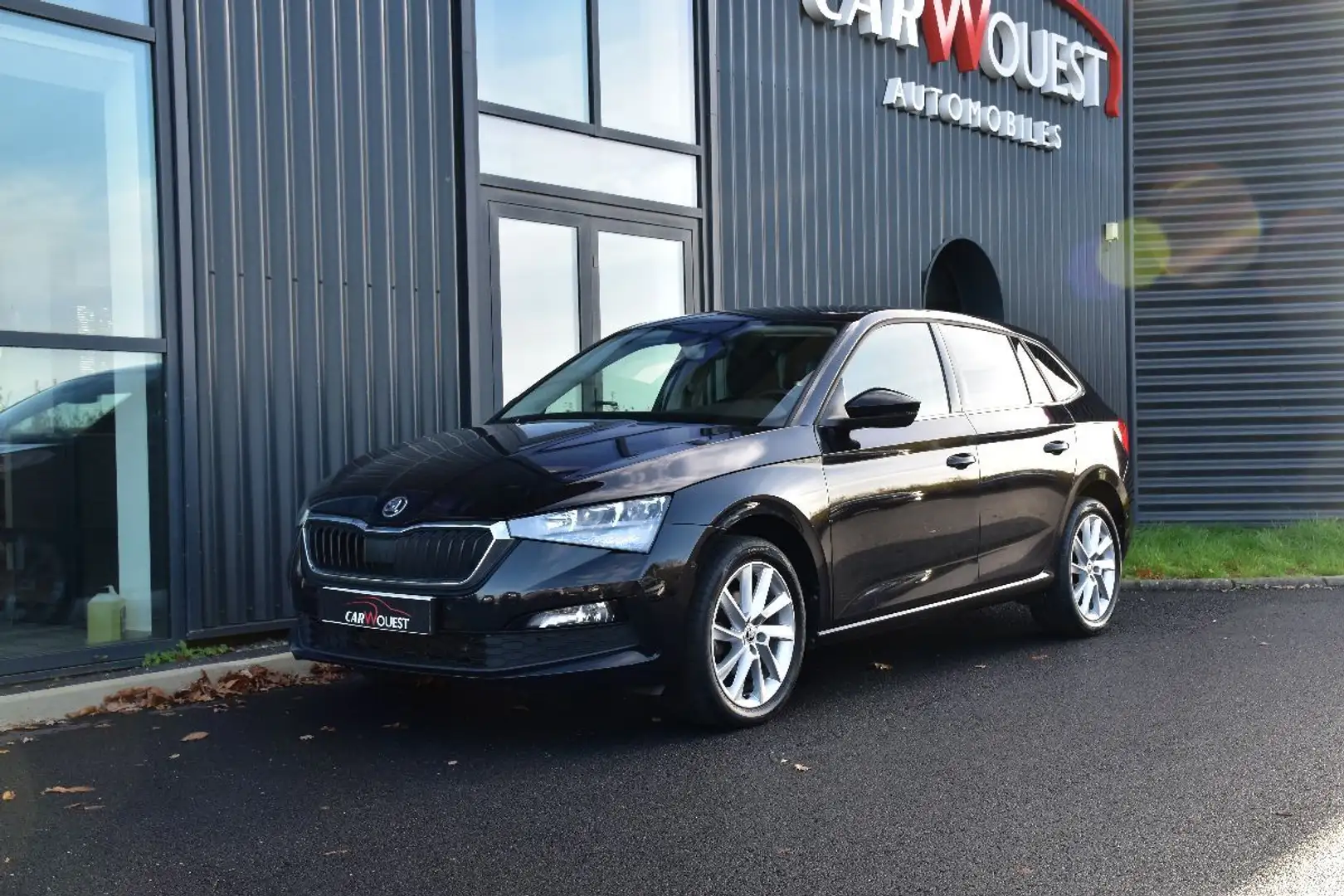 Skoda Scala 1.5 TSI 150 BVM6 AMBITION Schwarz - 1