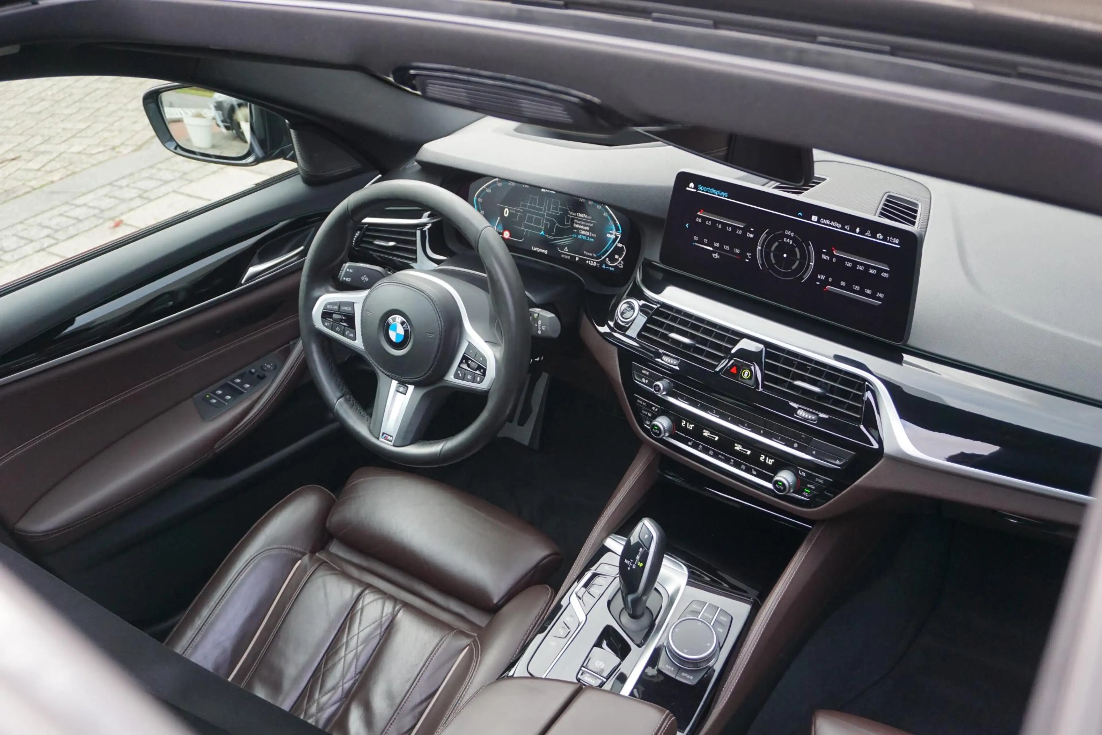 BMW 530 5-serie Touring 530e High Executive | M-pakket | P — photo 7