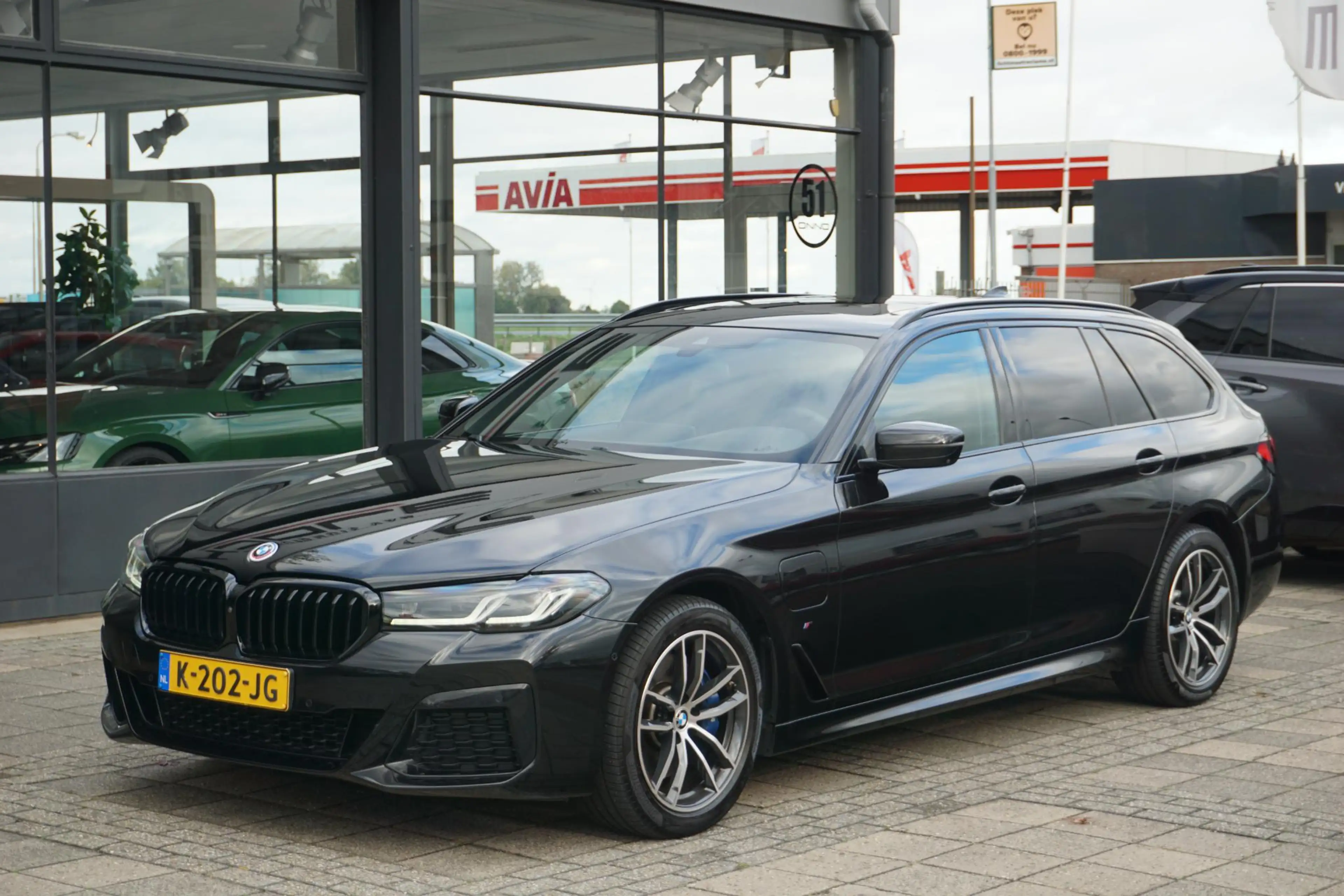 BMW 530 5-serie Touring 530e High Executive | M-pakket | P — photo 2