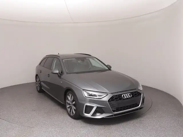 Audi A4 view 2