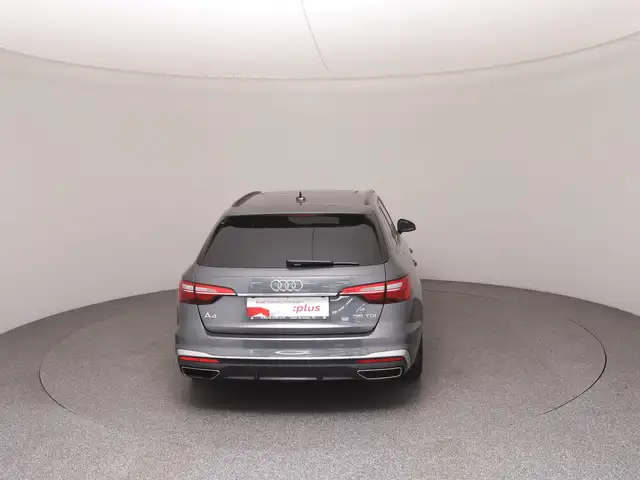 Audi A4 view 6