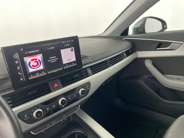 Audi A4 view 8