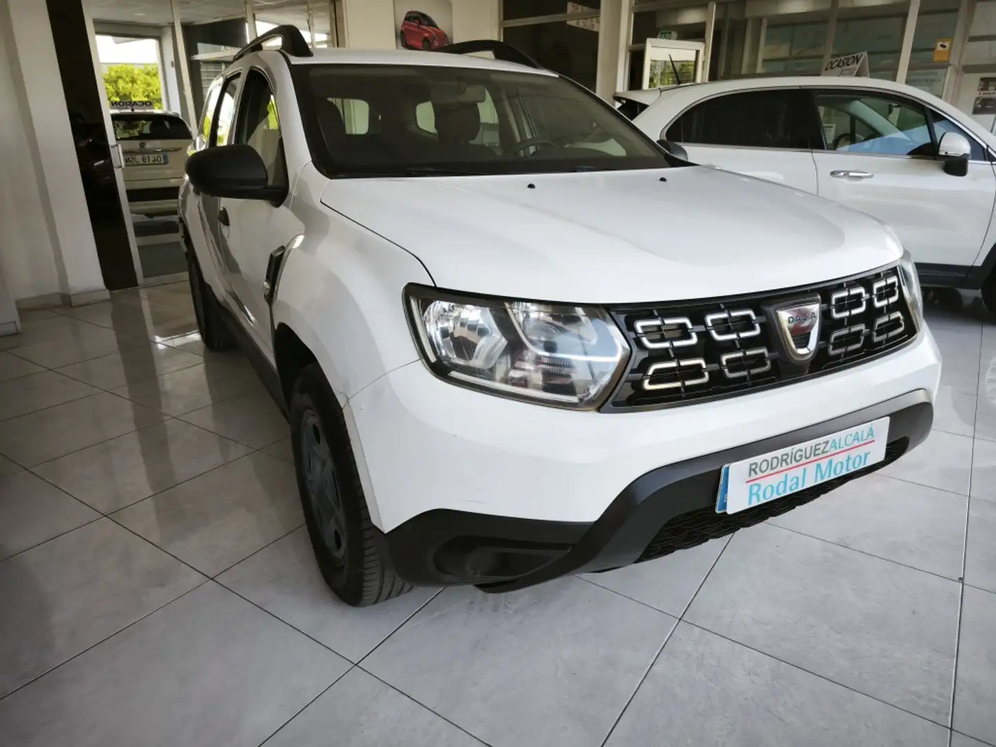 Dacia Duster 1.5 Blue dCi Essential 4x2 85kW Blanc - 2