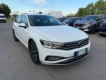 Passat Variant 2.0 TDI SCR 200 CV DSG Executive