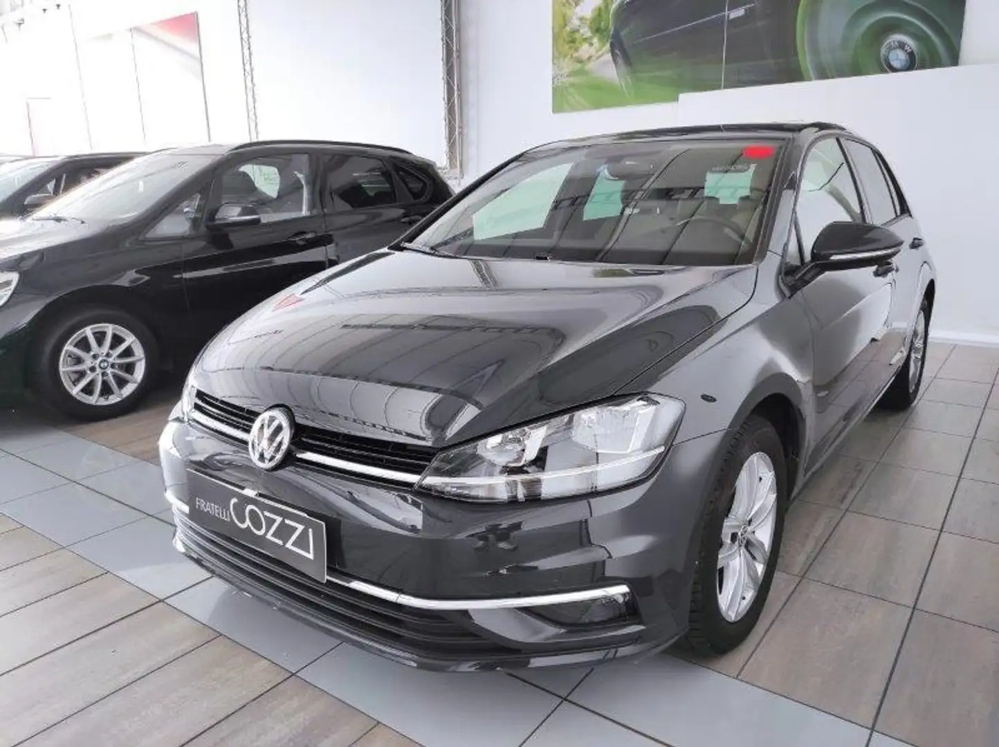 Volkswagen Golf 7ª serie - Golf 1.6 TDI 115 CV 5p. Business BlueMo Zwart - 2