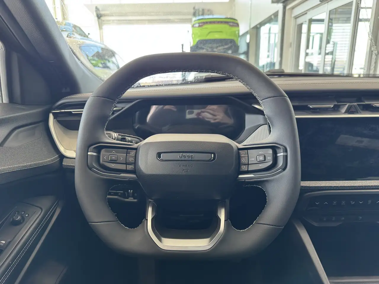 Jeep Cherokee снимка Jeep Cherokee