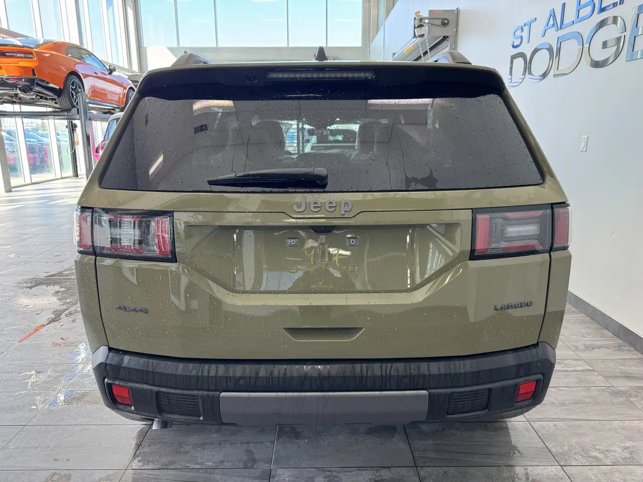 Jeep Cherokee снимка Jeep Cherokee