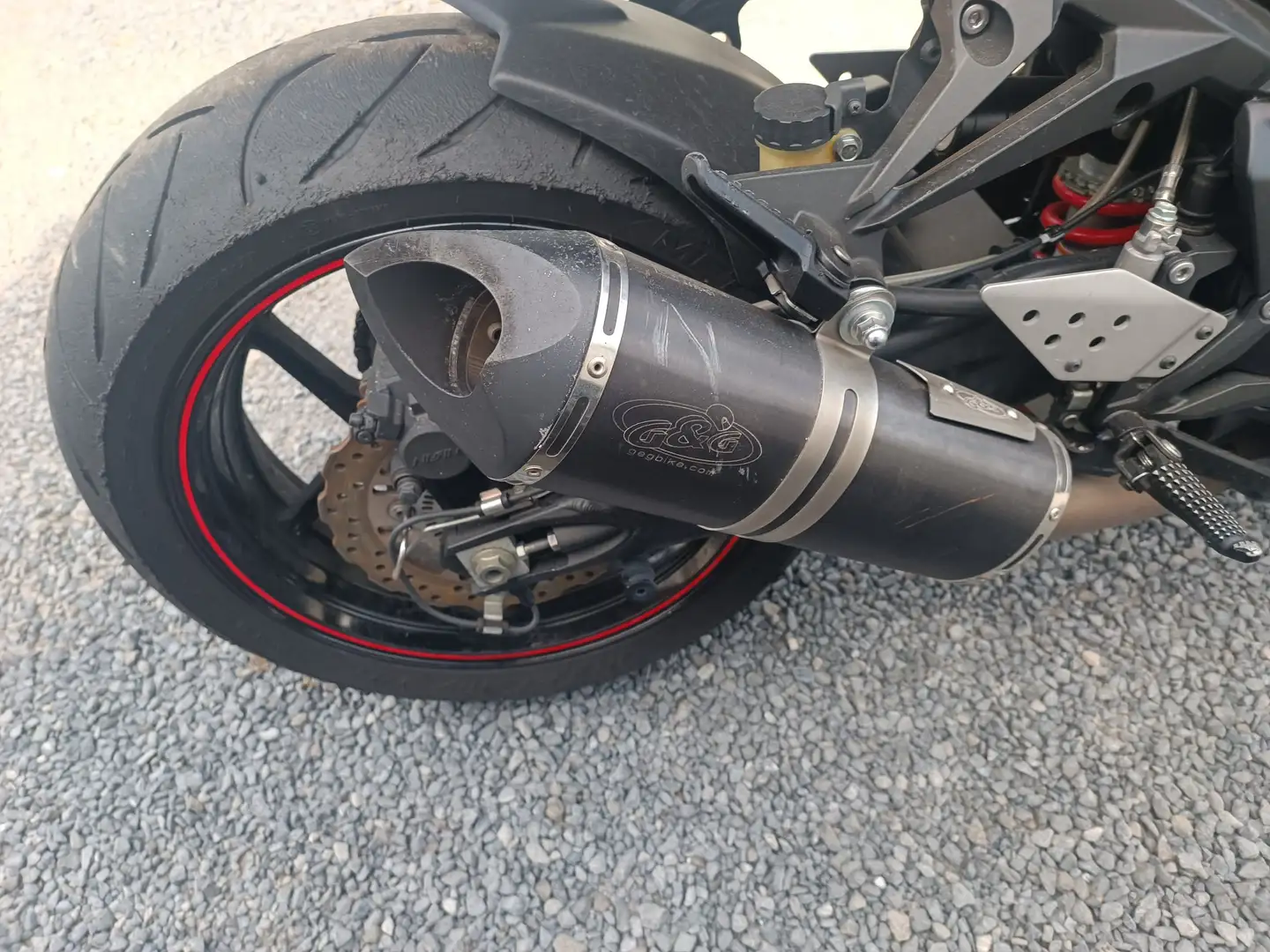 Kawasaki Z 750 Noir - 1