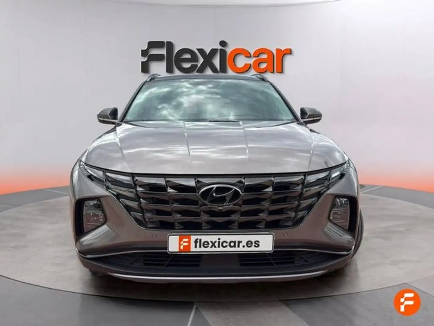 Hyundai TUCSON 1.6 CRDI 100kW (136CV) 48V Tecno Sky DCT Gris - 2