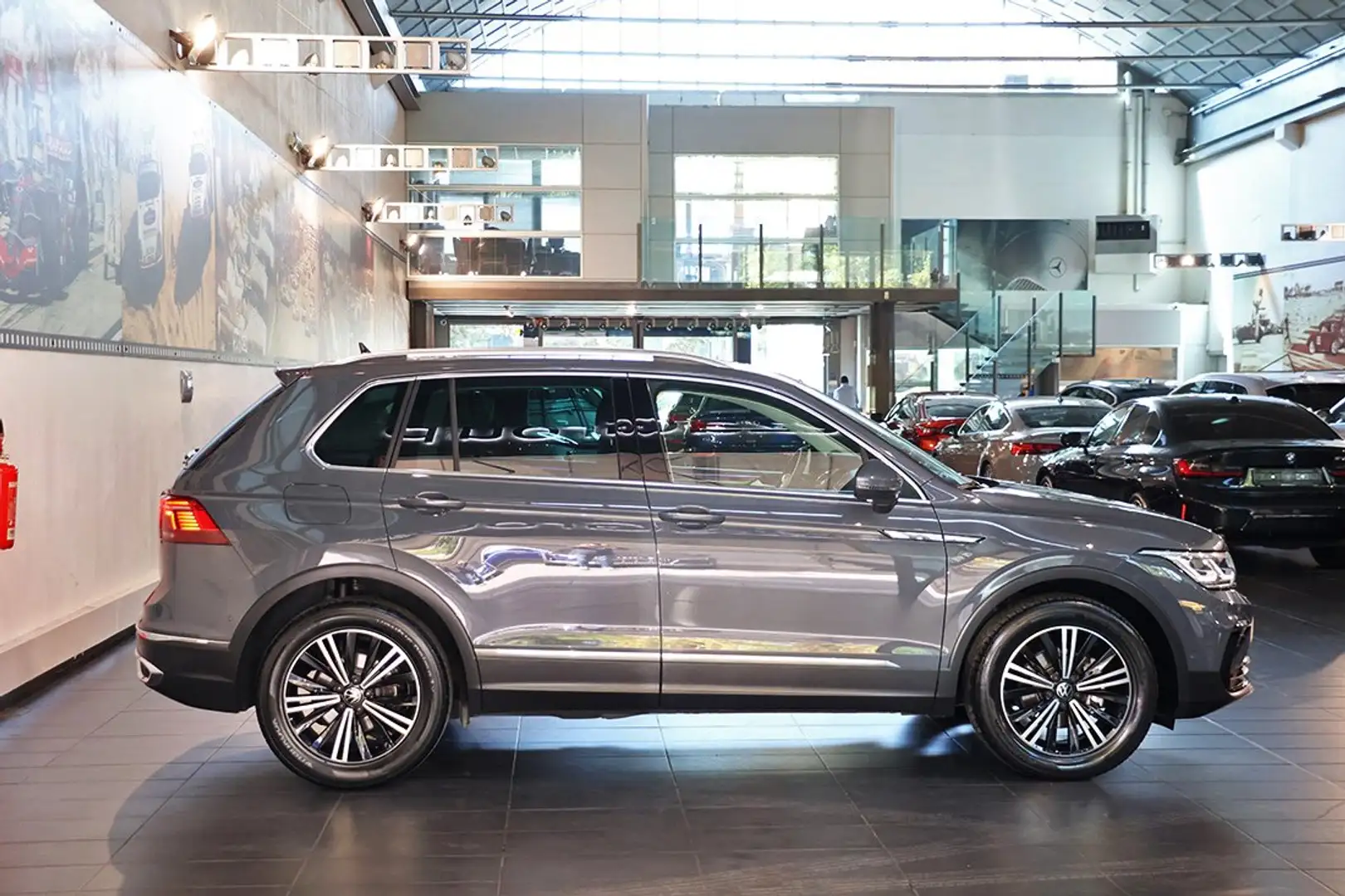 Volkswagen Tiguan 1.5 TSI 150cv DSG ACT Elegance - MATRIX/TELECAMERA Grau - 2