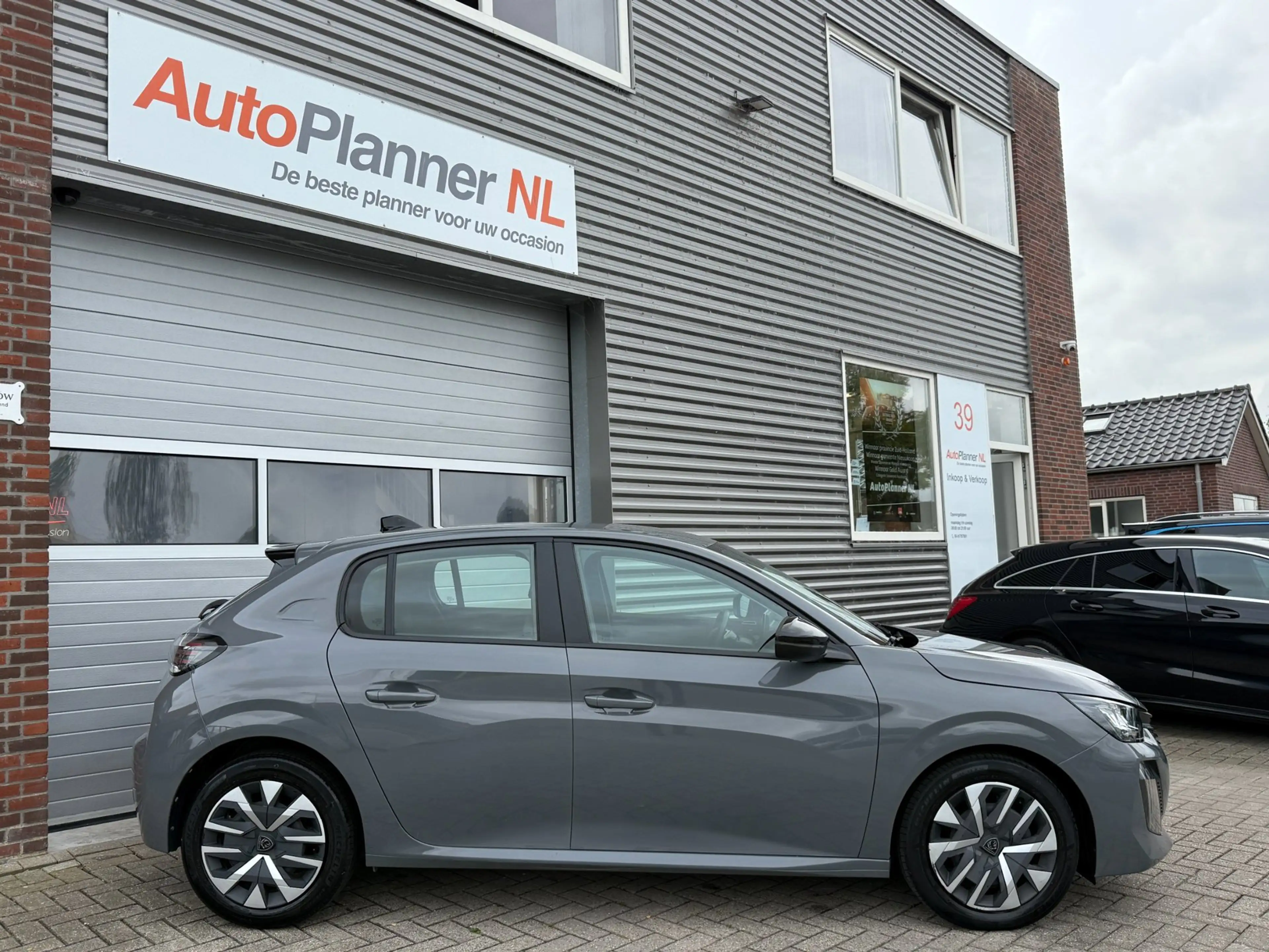 Peugeot 208 1.2 PureTech! Clima! Cruise! Navi! 1e Eigen.! — photo 3