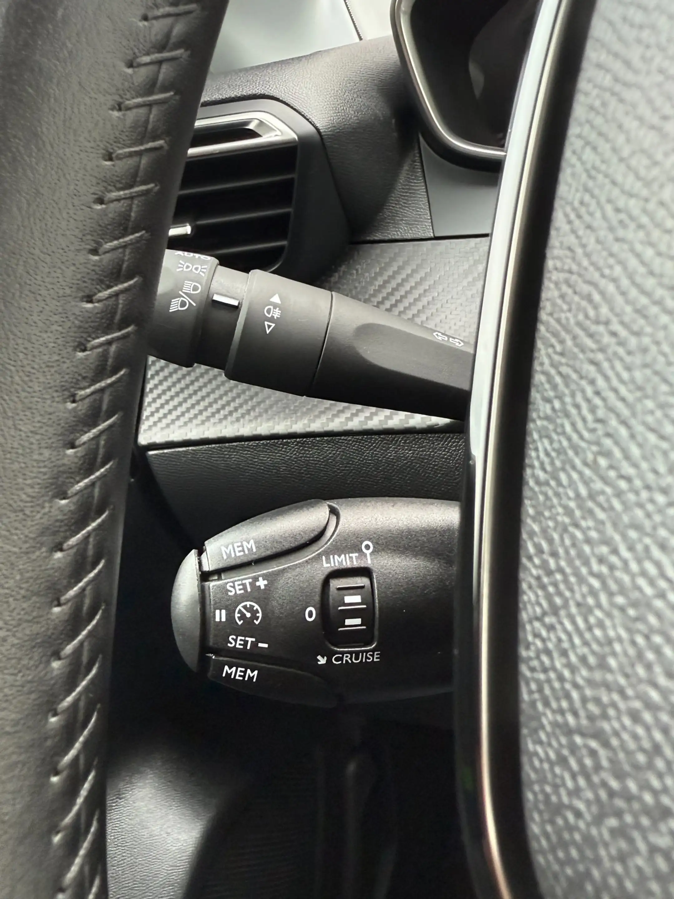 Peugeot 208 1.2 PureTech! Clima! Cruise! Navi! 1e Eigen.! — photo 9