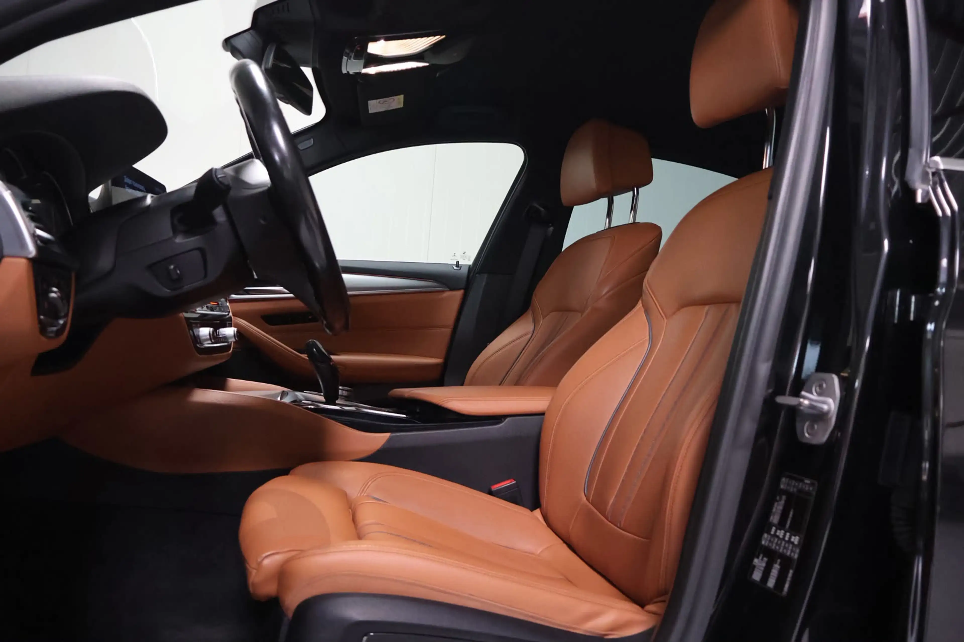 BMW 520 5-serie 520i High Executive/Leder/M Sport/NL auto/ — photo 14
