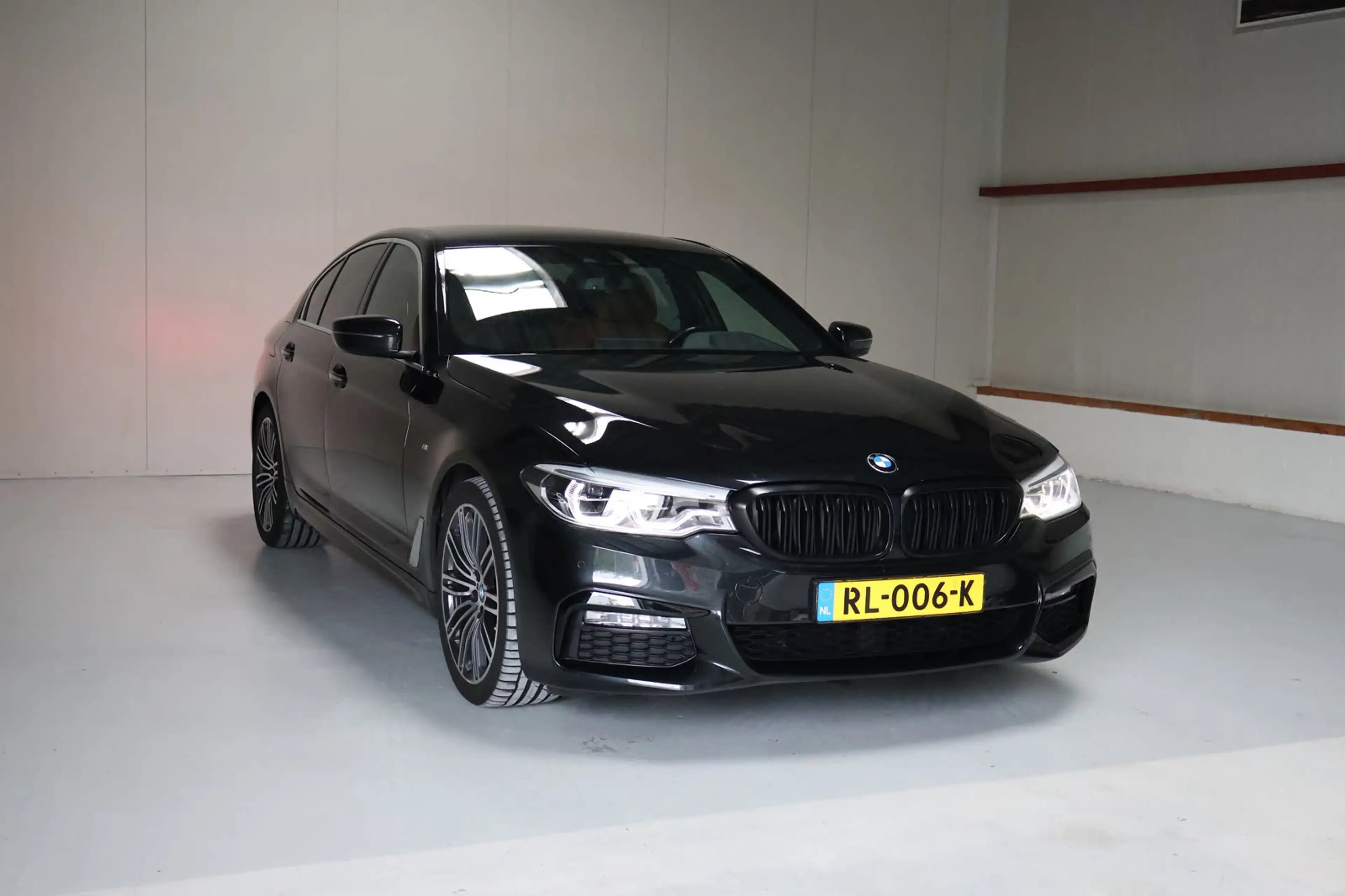 BMW 520 5-serie 520i High Executive/Leder/M Sport/NL auto/ — photo 3