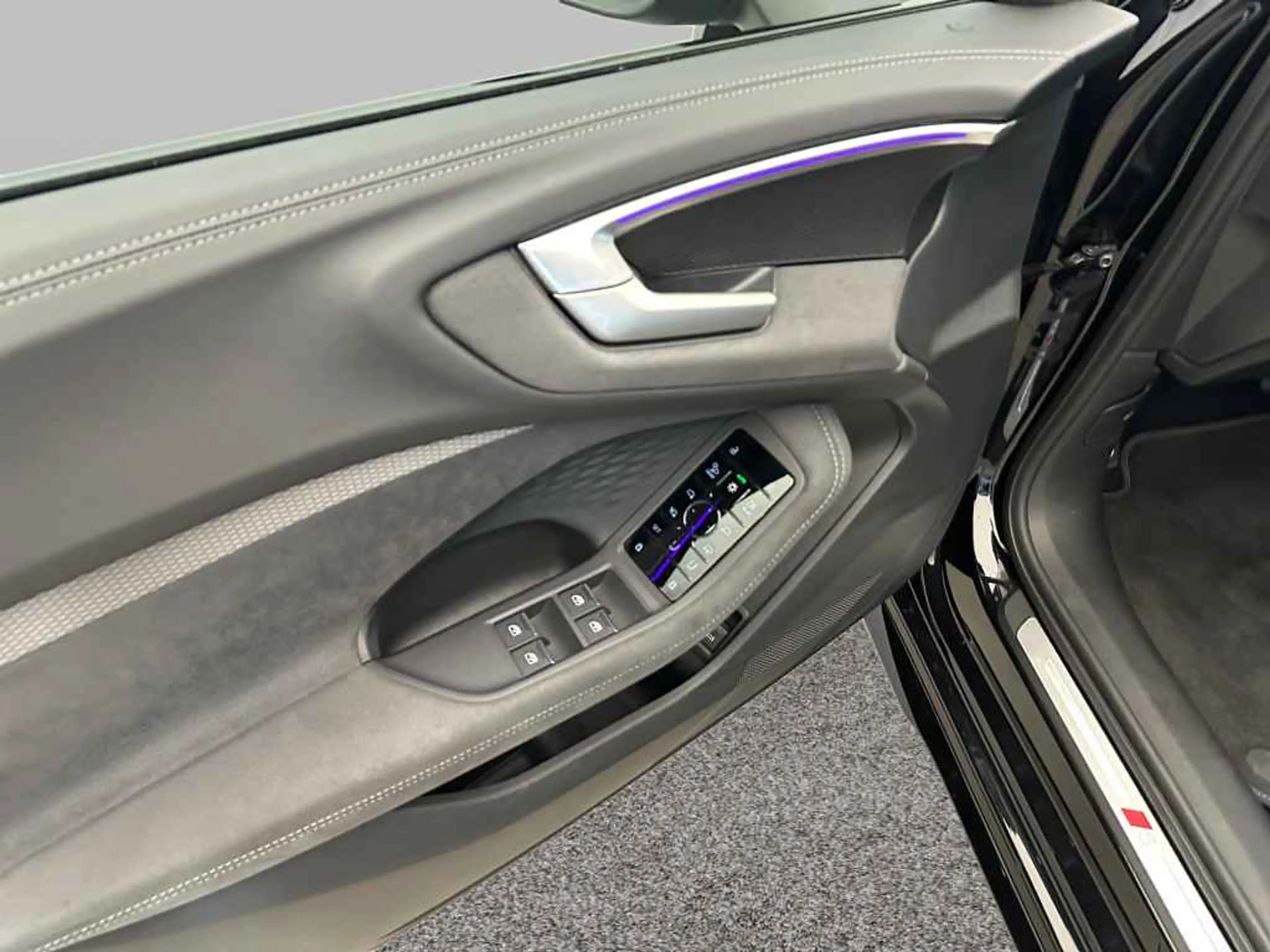 Audi A5 Avant e-Hybrid qua 2x S line *AHK*MATRIX*360* — photo 9