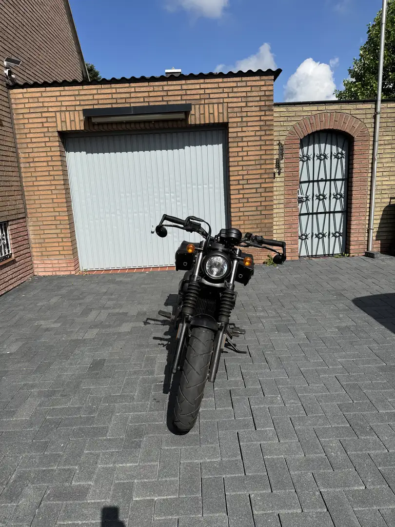 Hyosung GV 125 S inkl. T-300 Zwart - 1