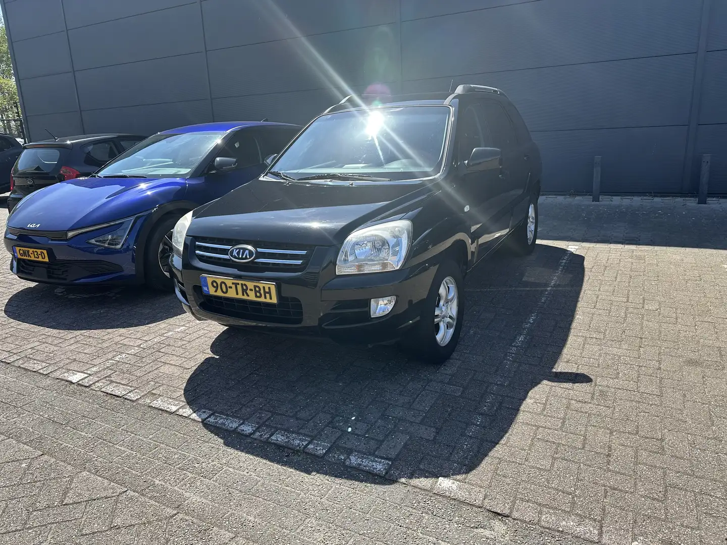 Kia Sportage 2.0 CVVT M-bition Negru - 2