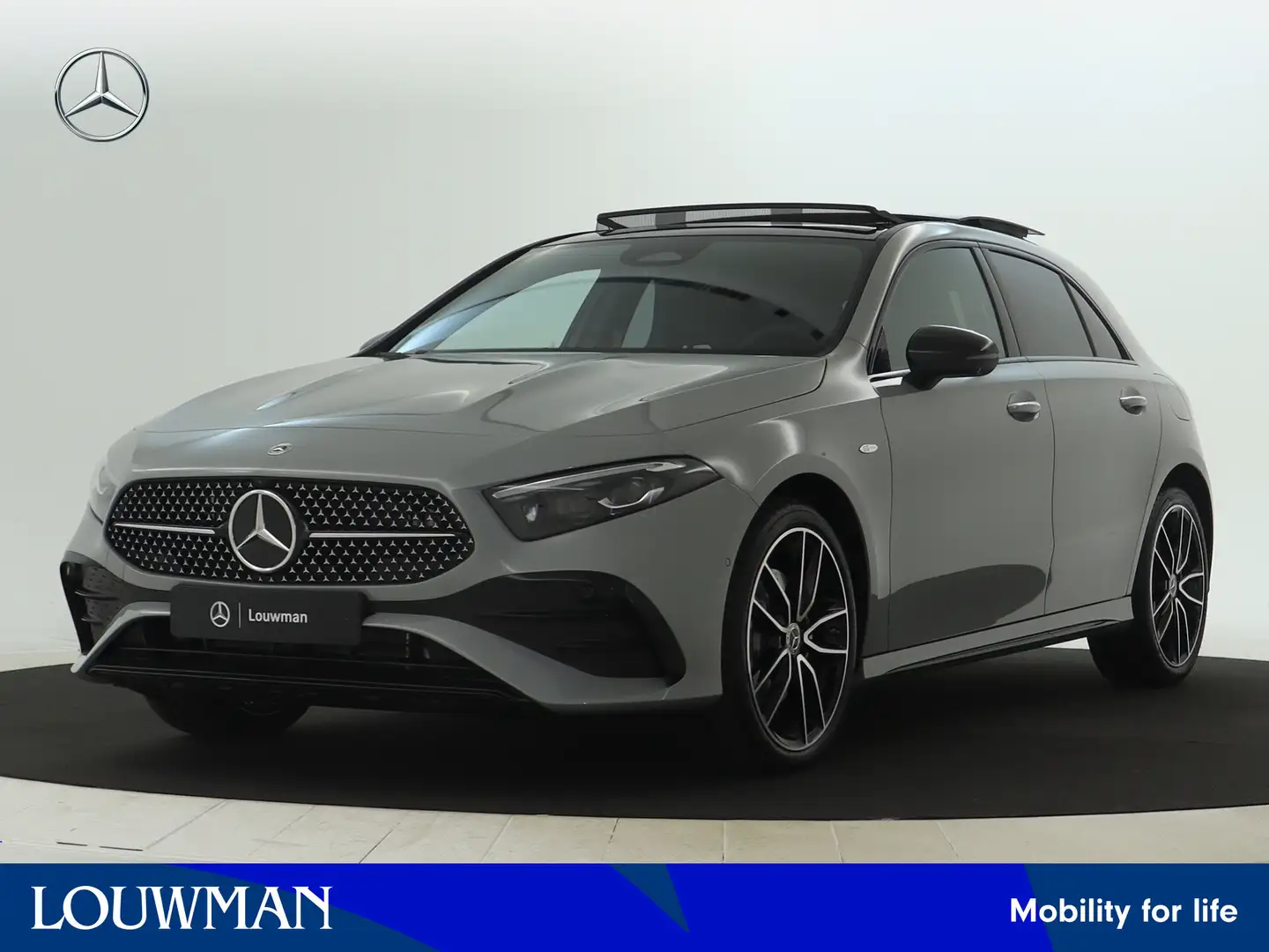 Mercedes-Benz A 250 e Business Solution AMG | Nightpakket | AMG Line P Grijs - 1