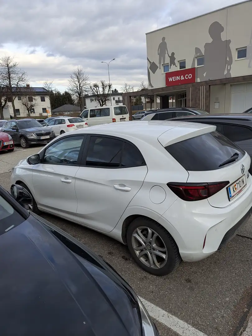 MG MG3 Hybrid + Luxury - 2