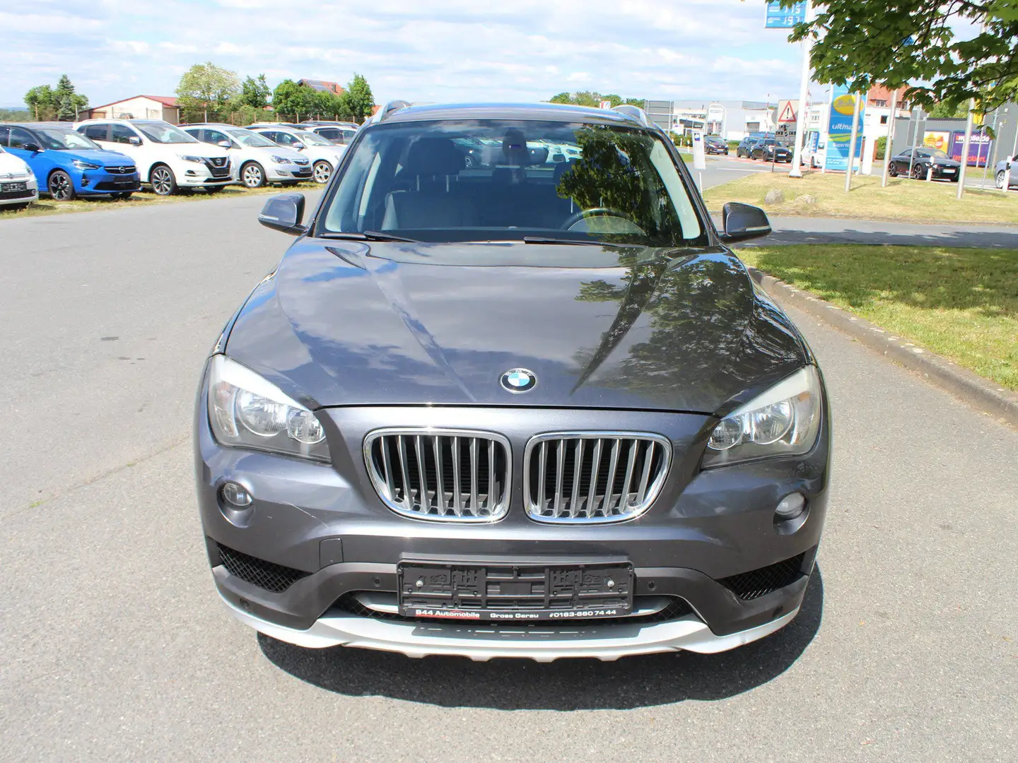 BMW X1 X-Line xDrive*NAVI*Teilleder*Sitzhg*Panoramad.*AHK Gris - 2