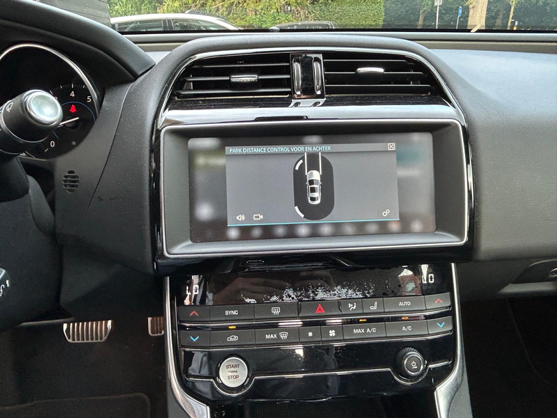 Jaguar XE 2.0t Pure Aut/Ecc/Leer/Navi — photo 6