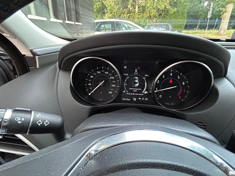 Jaguar XE 2.0t Pure Aut/Ecc/Leer/Navi — photo 8