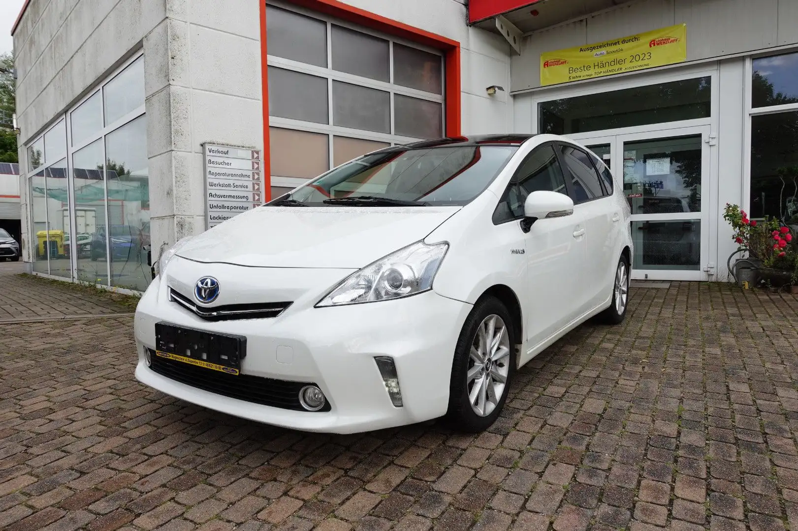 Toyota Prius+ 1.8l Panorama Im Auftrag Weiß - 1