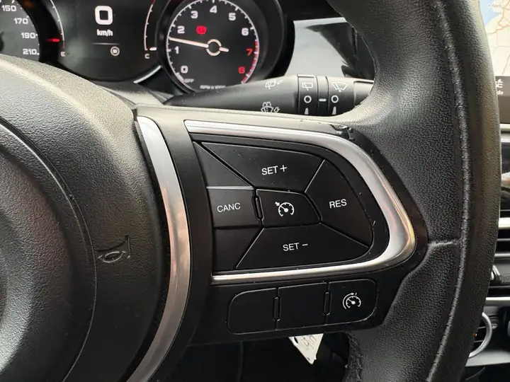 Fiat 500X 1.0 FireFly Turbo T3 120ch Cross — photo 9