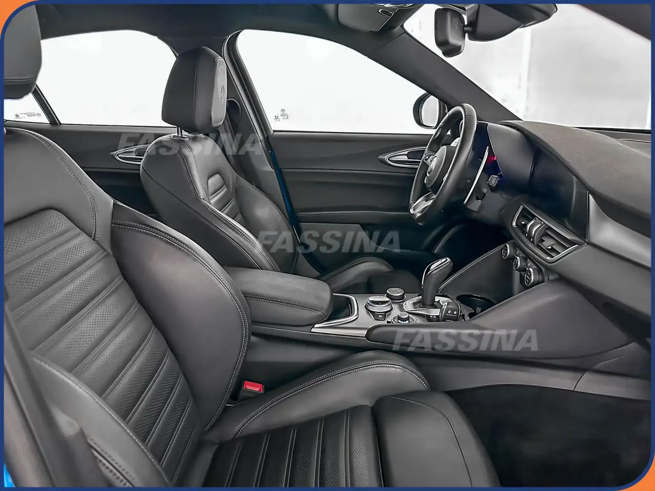 Alfa Romeo Giulia 2024 — фото 14
