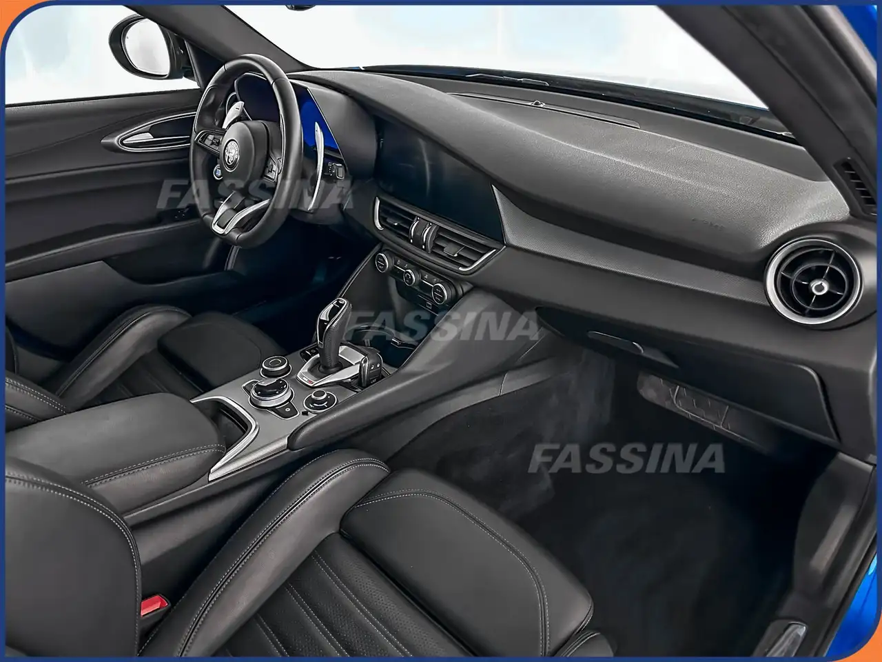Alfa Romeo Giulia 2024 — фото 13