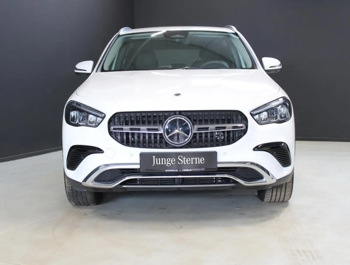 Mercedes-Benz GLA 250 e *Edition Progressive Distronic 360° Weiß - 2