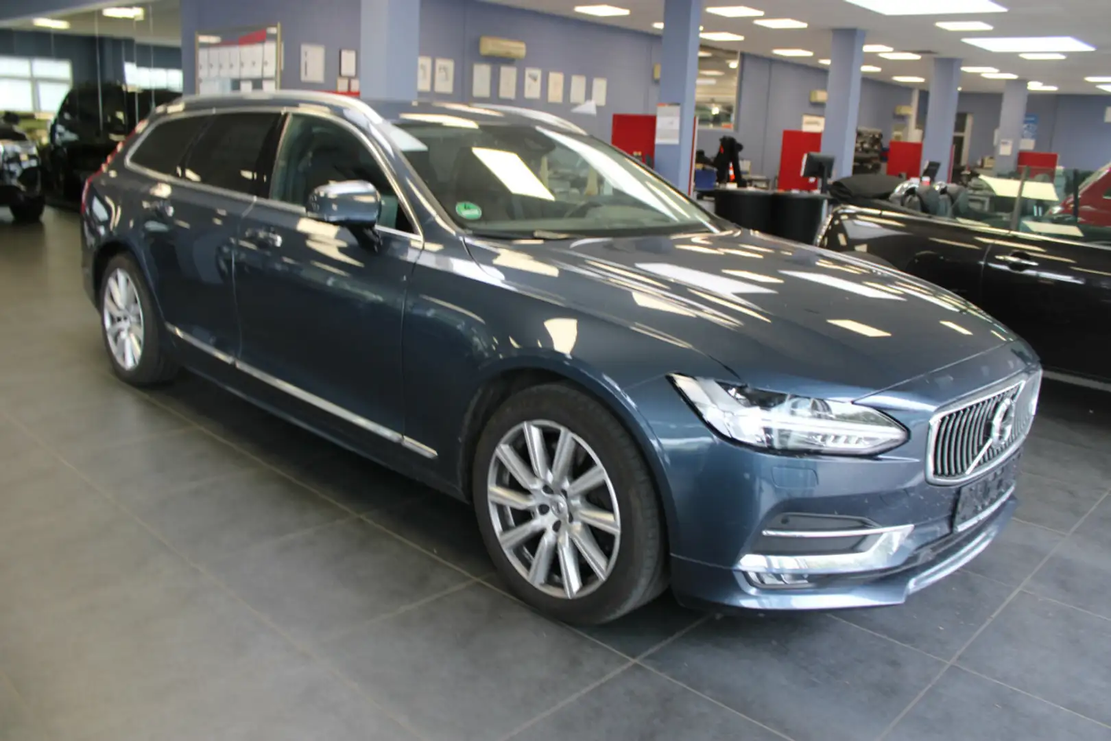 Volvo V90 T5 Geartronic Inscription Blau - 1