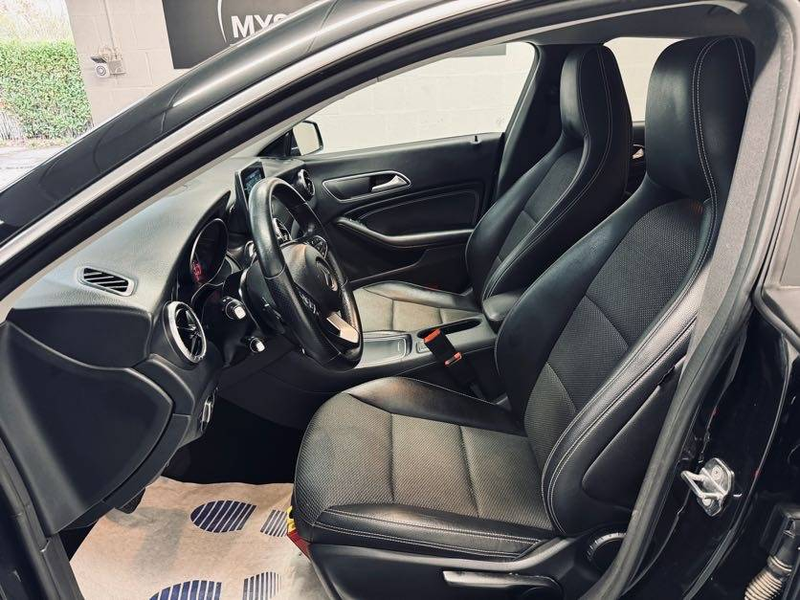 Mercedes-Benz CLA 180 CLA 180 d — photo 15