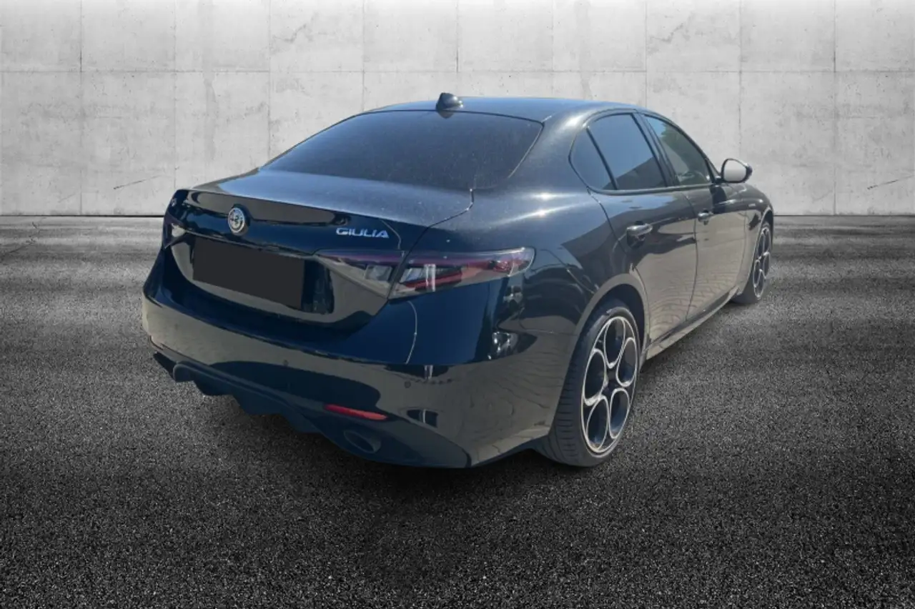 Alfa Romeo Giulia 2024
