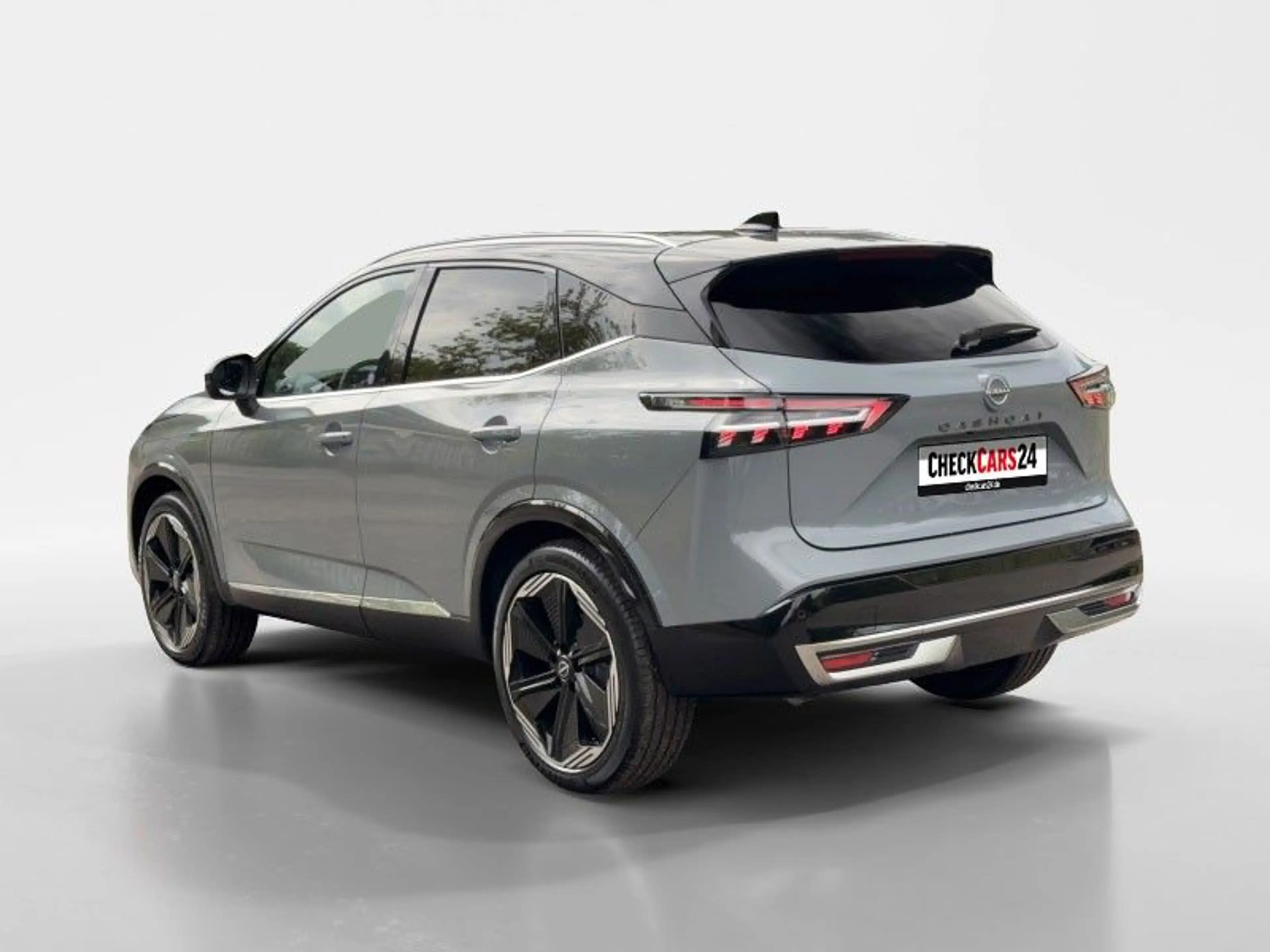 Nissan Qashqai Tekna Premium /PANO/HUD/BOSE/20"/360° — photo 8
