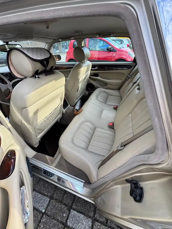 Jaguar Sovereign 3.2 V8, foto 4