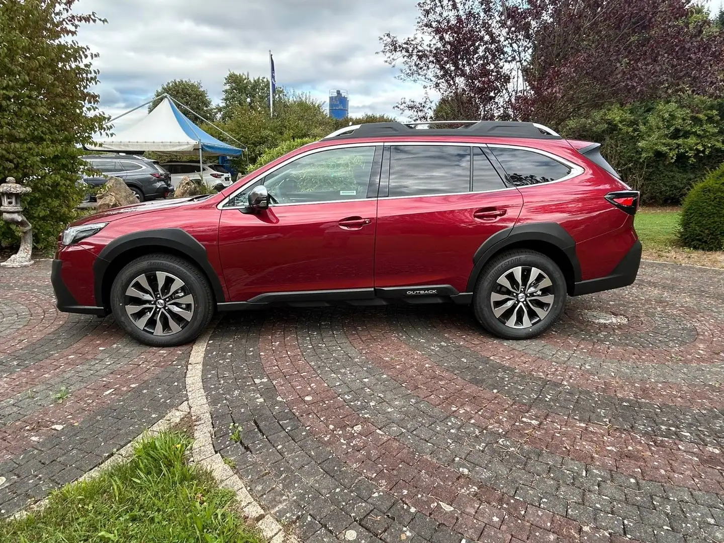 Subaru OUTBACK 2.5i Platinum Lineartronic Modell 2025 Rot - 2