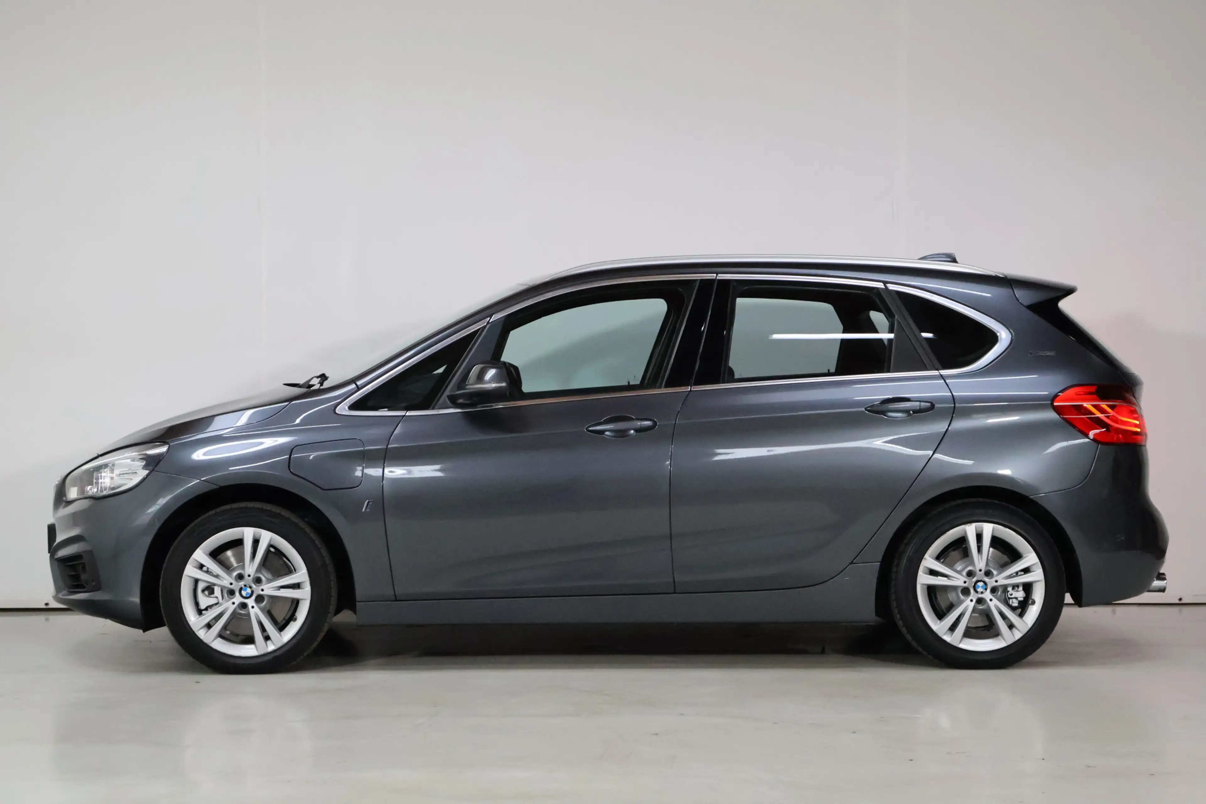 BMW 225 2-serie Active Tourer 225xe High Ex | Leder | Hud — photo 13