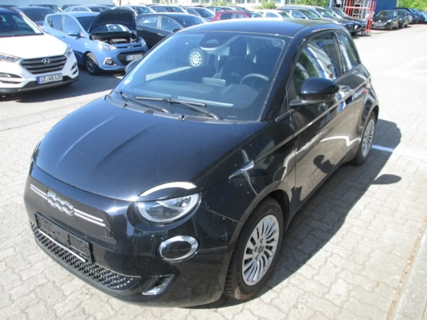 Fiat 500 e Action DAB Android Apple CarPlay Schwarz - 2